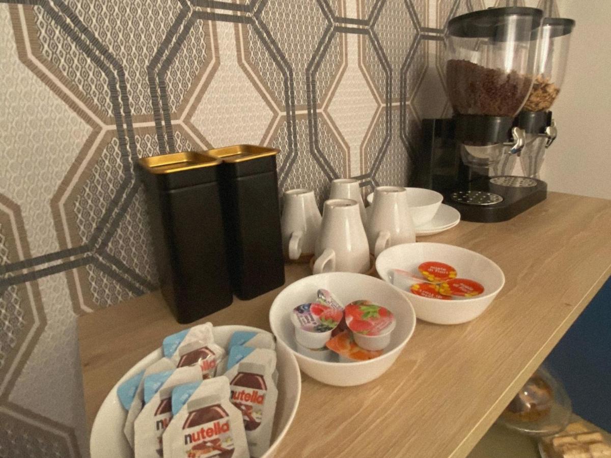 Domus Luigi Leone II Bed & Breakfast Napoli Ngoại thất bức ảnh