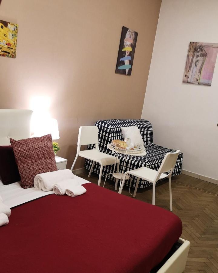 Domus Luigi Leone II Bed & Breakfast Napoli Ngoại thất bức ảnh