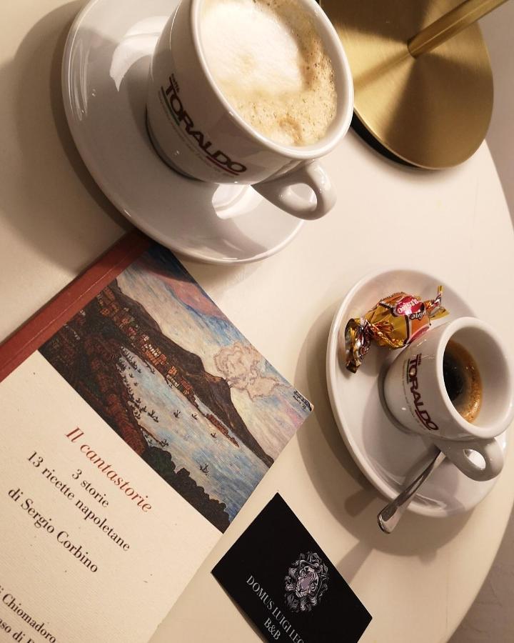 Domus Luigi Leone II Bed & Breakfast Napoli Ngoại thất bức ảnh